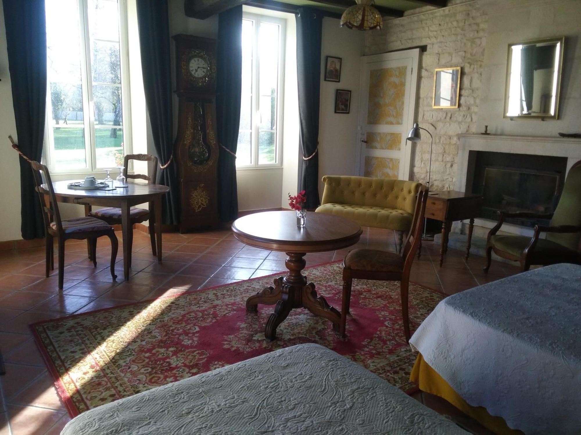 Le Logis De Vallans Luaran gambar